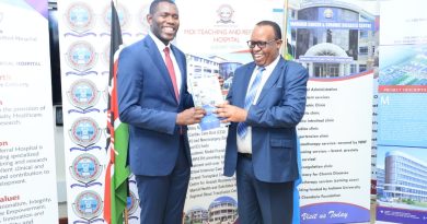 HEALTH PS DR. OUMA OLUGA VISITS MTRH